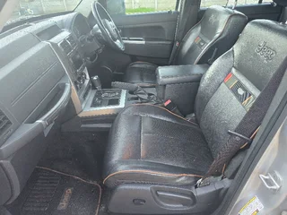 2011 Jeep Cherokee SUV