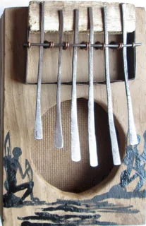 Villieria: Mbira - 7 levers with resonance box - rectangular