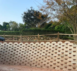 Retaining Wall Dry Stack Blocks. Geolok400, Loffelstein, L300 and L500 Strength Tested above 20MPa