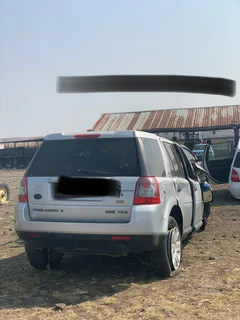 Landrover for stripping