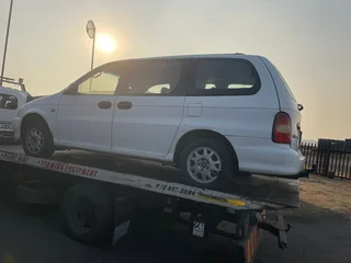 Fuel flaps for a variety of vehicles