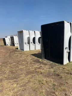 Load bins available for a variety of bakkies.