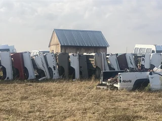 Load bins available for a variety of bakkies.