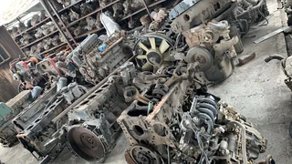 Truck Engines and Engine Parts