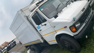 Tata SFC4072 Truck with Cold Room