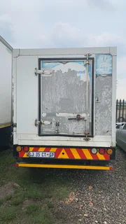 Tata SFC4072 Truck with Cold Room