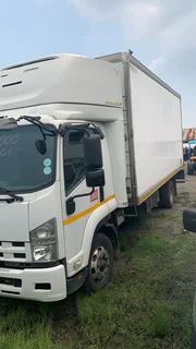 Isuzu F Series 600 with Cold Room