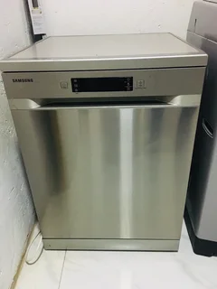 Stainless Steel Samsung 14 plate Dishwasher- DW60M5070FS
