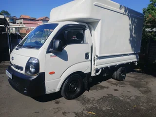 Kia k2700