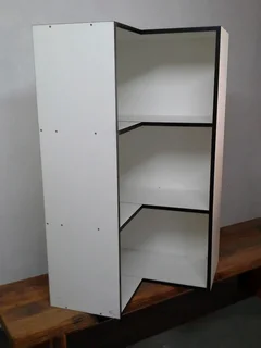 Kitchen Cabinets and BIC&#39;s