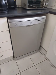 Dishwasher Russell Hobbs