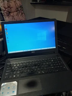 Laptop Dell Inspiron 15