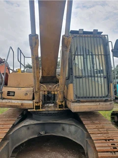 Komatsu PC200 Excavator - For Sale