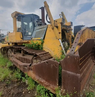 Komatsu D85 Dozers - For Sale