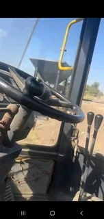 SEM 616B Loader For Sale