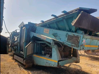Powerscreen Warrior 1400 - For Sale