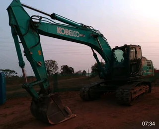 BELL SK220 Excavator - For Sale