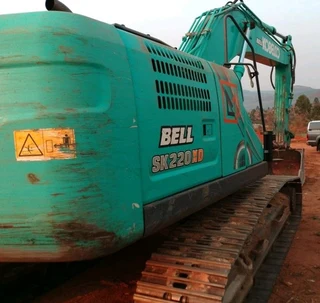 BELL SK220 Excavator - For Sale