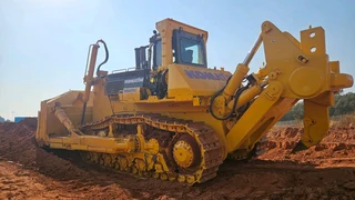 Komatsu D475 Dozer - For Sale