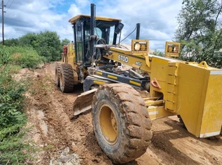 Bell 670D Grader - For Sale