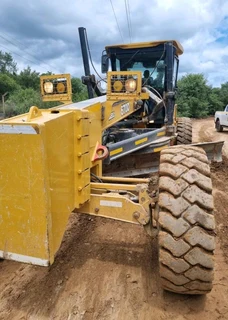 Bell 670D Grader - For Sale