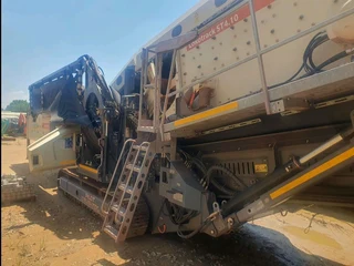 Metso Lokotrack ST4.1 Tripple Deck Screen - For Sale
