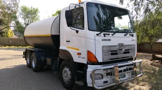 Heino Truck Water Bowser - For Sale