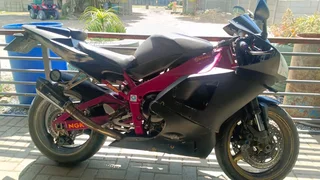 Yamaha YZF R1 (2000) – 1000cc Beast | Needs Some TLC