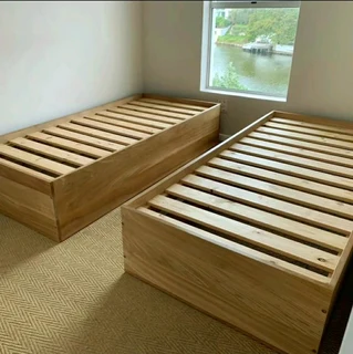 HIGH QUALITY SOLID WOOD BEDS AND HEADBOARDS