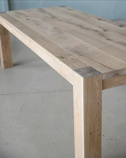 SOLID OAK TABLES