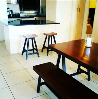 SOLID WOOD BAR/KITCHEN STOOLS