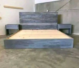 HIGH QUALITY CUSTOM SOLID WOOD BEDS, HEADBOARDS AND BEDSIDES