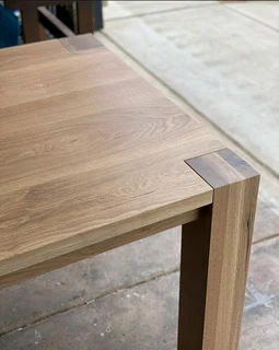 CUSTOM HIGH QUALITY SOLID OAK TABLES