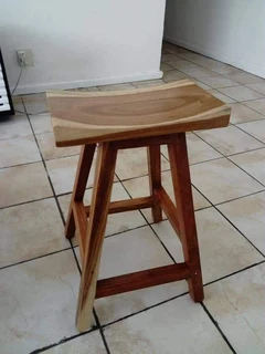 HIGH QUALITY SOLID KIAAT KITCHEN STOOLS
