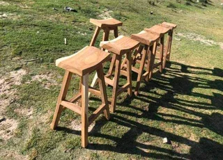 CUSTOM HIGH QUALITY SOLID KIAAT BAR STOOLS