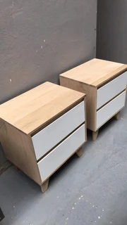 CUSTOM SOLID WOOD BED FRAMES AND HEADBOARDS