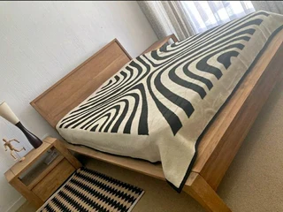 High Quality Custom Solid Wood Bedframes