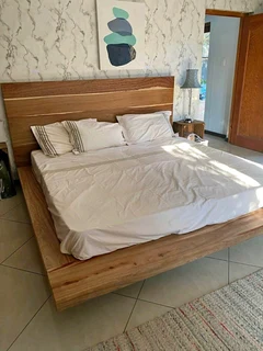 CUSTOM SOLID WOOD BEDS AND HEADBOARDS