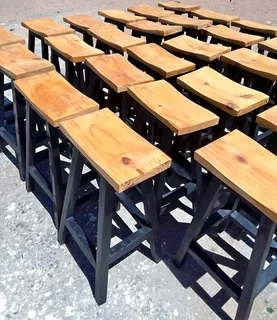 HIGH QUALITY CUSTOM SOLID WOOD BAR STOOLS