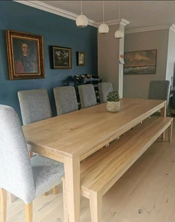 SOLID OAK TABLES