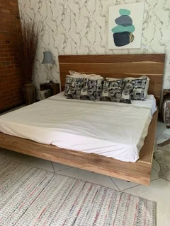High Quality Custom Solid Wood Beds