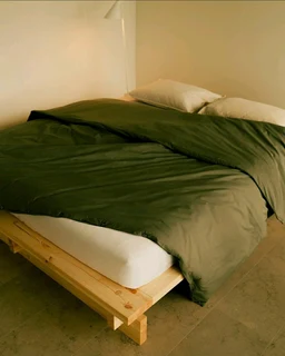 CUSTOM SOLID WOOD BED FRAMES AND HEADBOARDS