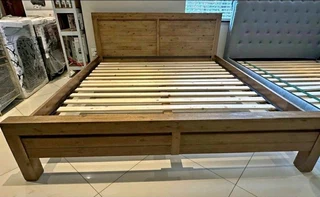 CUSTOM SOLID WOOD BED FRAMES AND HEADBOARDS