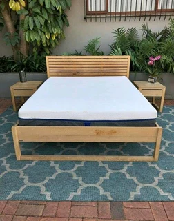 CUSTOM SOLID WOOD BED FRAMES AND HEADBOARDS