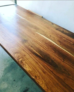 CUSTOM HIGH QUALITY MODERN SOLID KIAAT TABLES