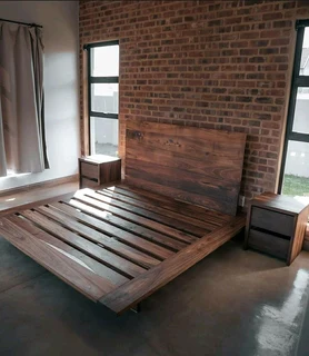 MODERN SOLID WOOD BEDS AND HEADBOARDS