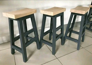 CUSTOM HIGH QUALITY SOLID WOOD KITCHEN STOOLS