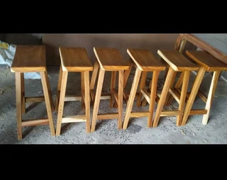 HIGH QUALITY SOLID KIAAT KITCHEN STOOLS