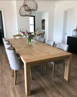 CUSTOM SOLID OAK TABLES