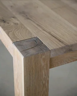HIGH QUALITY CUSTOM SOLID OAK TABLES